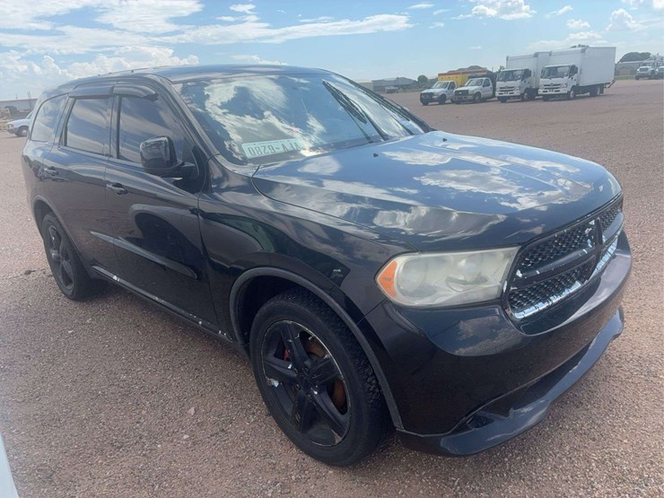 2013-dodge-durango-image-2