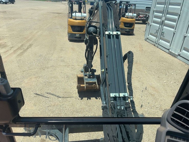 deere-30g-image-22