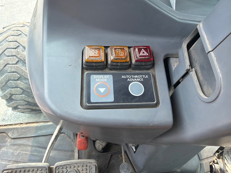 2021-kubota-l6060-image-30