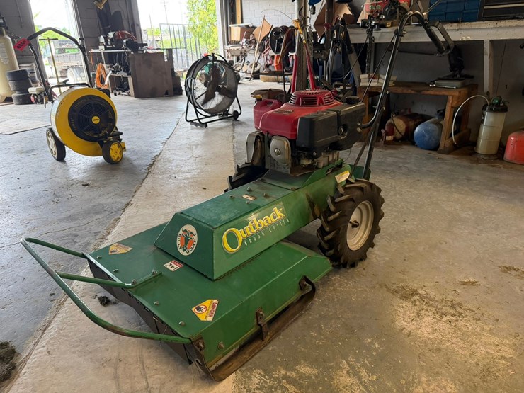 #4060-•-billy-goat-outback-walk-behind-brush-cutter-image-1
