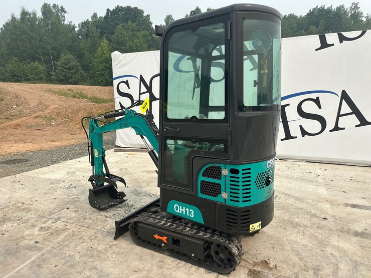 #5176-•-2026-cfg-qh13-mini-excavator-image-3