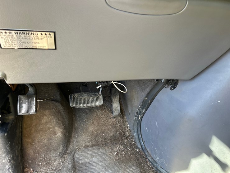 2000-ford-e350-image-75