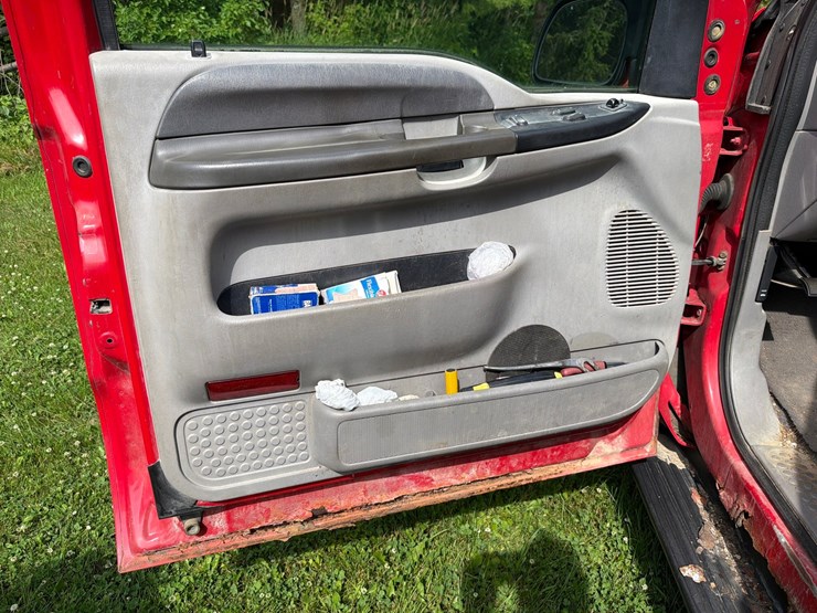 2001-ford-f250-image-25