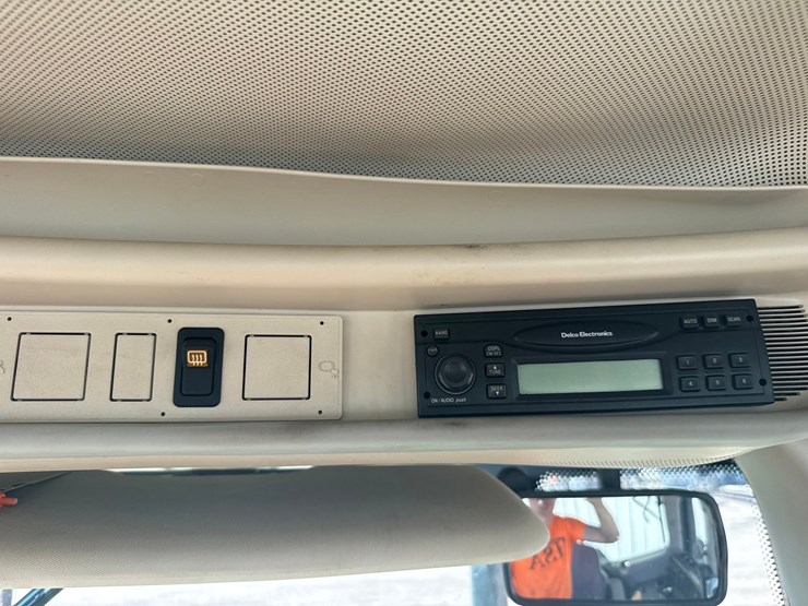 john-deere-640-image-63
