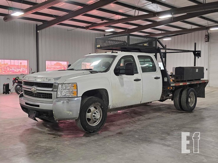 2009-chevrolet-silverado-3500-image-1