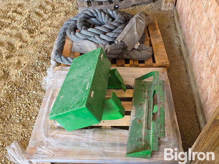 heavy-duty-tow-rope-&-lakota-tractor-tool-box-image-8