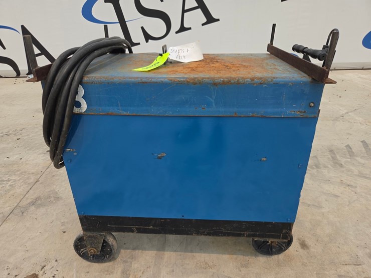 #5205-•-miller-srh-333-welding-power-source-image-8