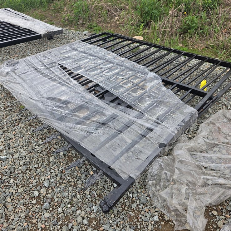 #6114 • Approx. 14' Unused Bi-Parting Gate Set