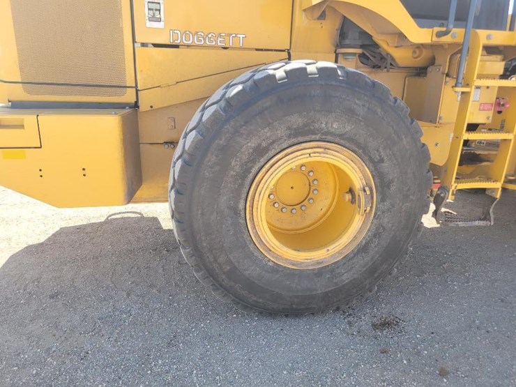 2022-john-deere-644-image-21