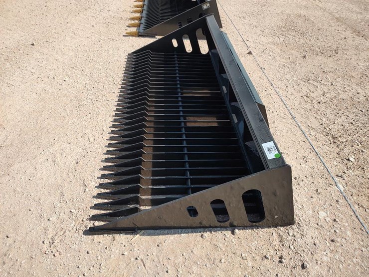 wolverine-sb84-84"-skid-steer-skeleton-rock-bucket-image-2