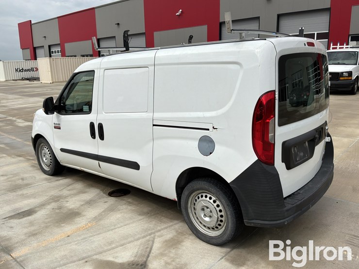 2017-ram-promaster-city-image-7