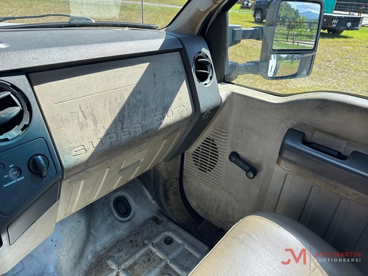 2008-ford-f350-xl-image-30