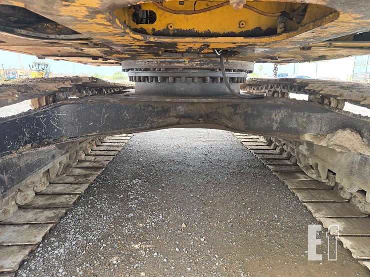 2014-caterpillar-320el-image-27