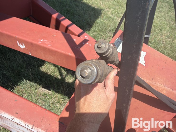 brent-gc572-grain-cart-image-12