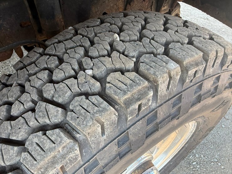 1996-ford-f250-image-48