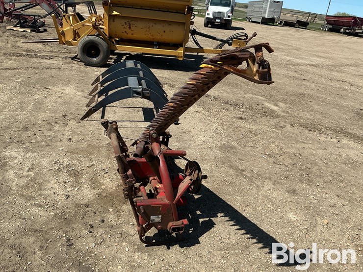 new-holland-450-image-4