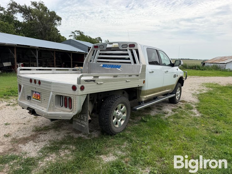 2016-dodge-2500-image-5