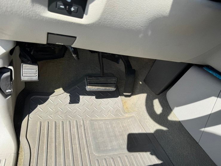 2007-chevrolet-3500-image-29