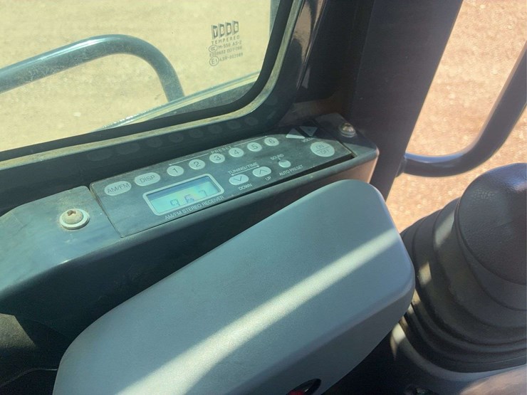 deere-30g-image-24