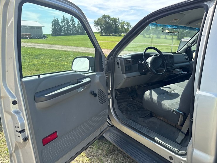 2002-ford-f250-image-28