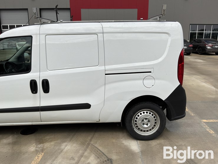 2017-ram-promaster-city-image-11