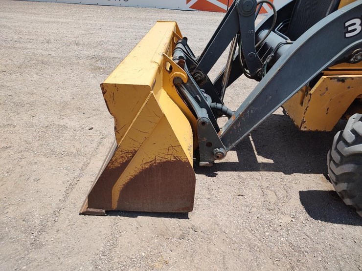 2016-deere-310sl-hl-image-10