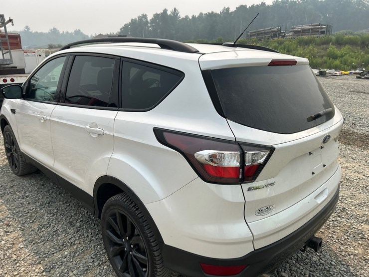2018-ford-escape-image-16