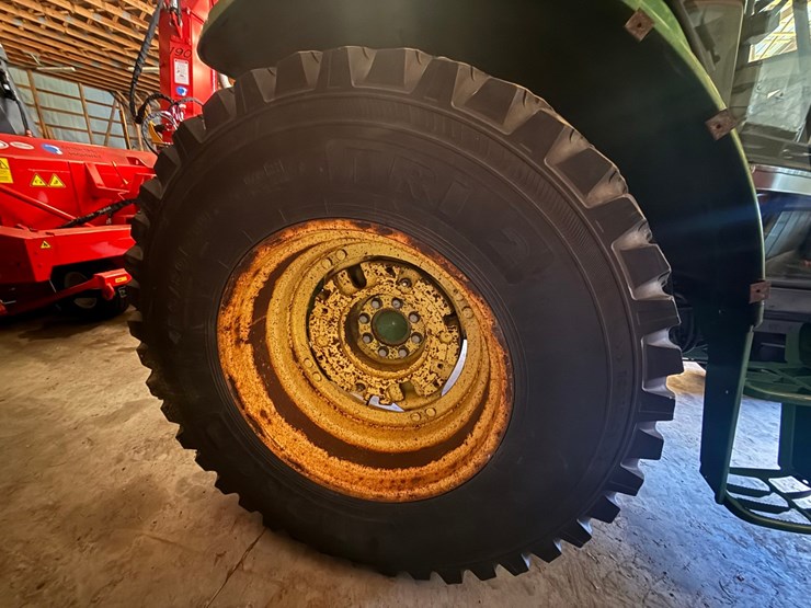 john-deere-6420-image-71