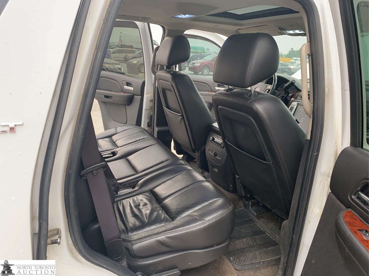 2011-gmc-yukon-image-15