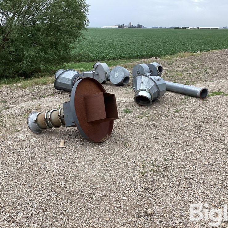 Directional Bin Spouts