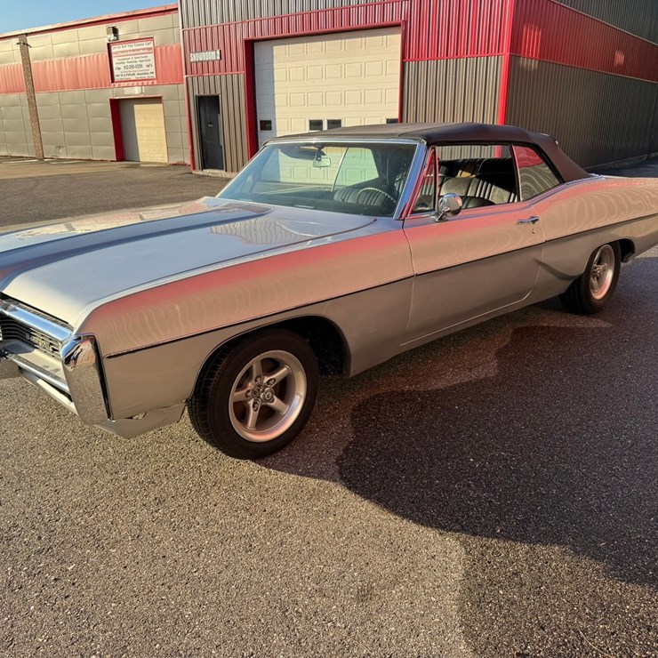 #1884 • 1968 Pontiac Bonneville