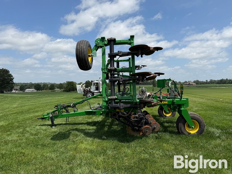 john-deere-2510h-image-8