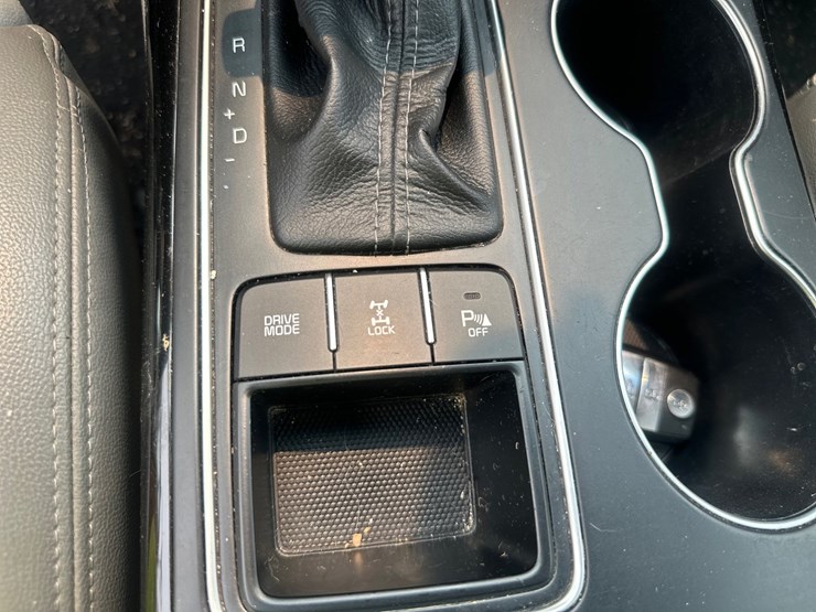 2016-kia-sorento-sx-image-31