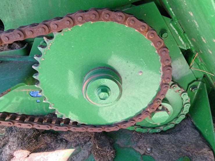 john-deere-557-image-30