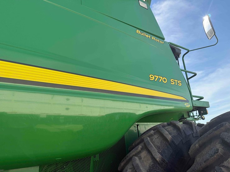 2009-john-deere-9770-sts-image-15
