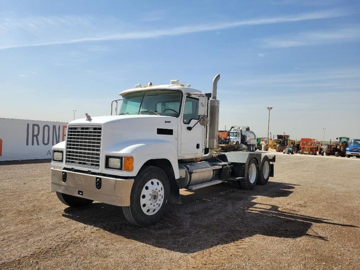 2007-mack-chn613-image-1