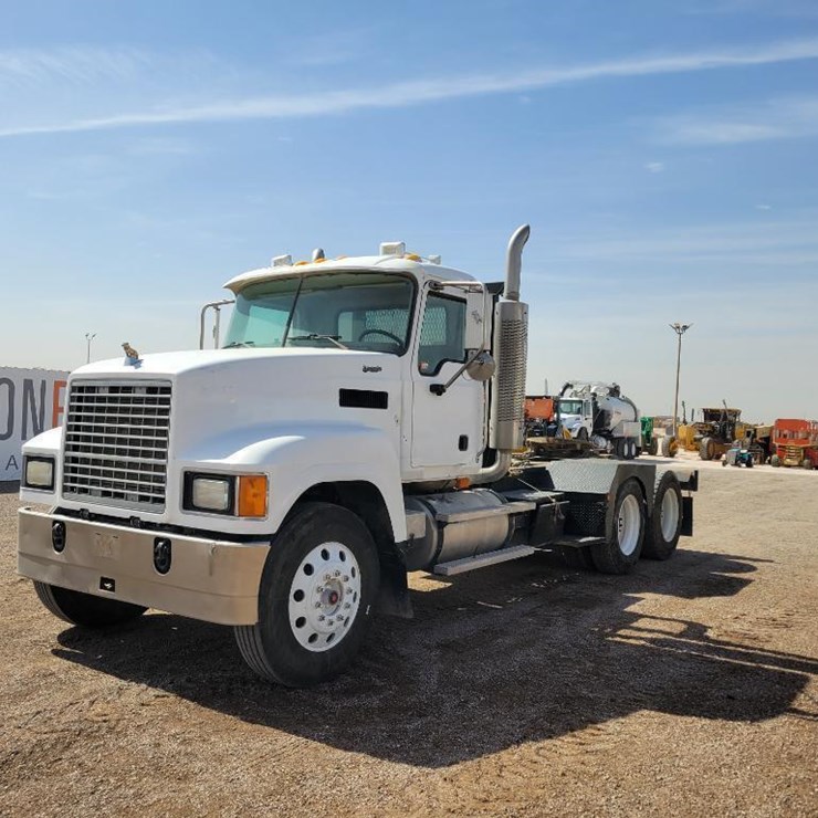 2007 MACK CHN613