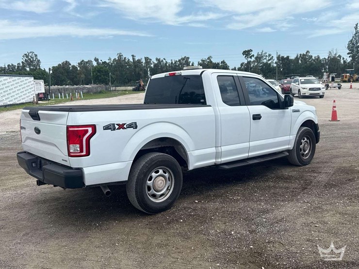 2015-ford-f150-image-3
