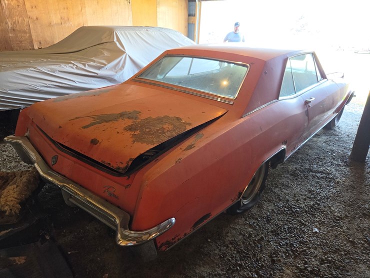 #1837-•-1965-buick-riviera-grand-sport-image-4