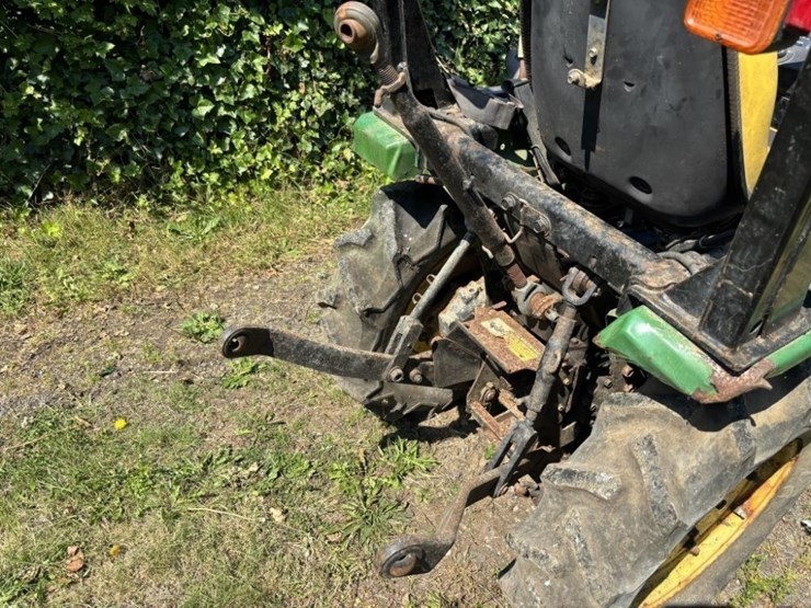 john-deere-4100-image-18