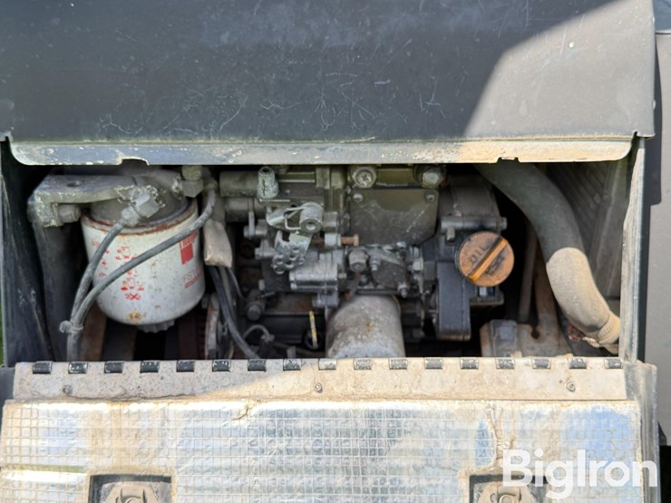2006-freightliner-columbia-120-image-13