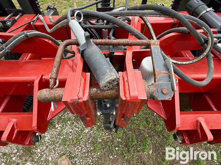 2019-case-ih-2500-image-10