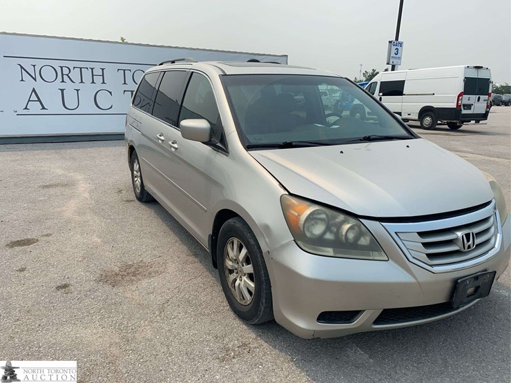 2008-honda-odyssey-image-3