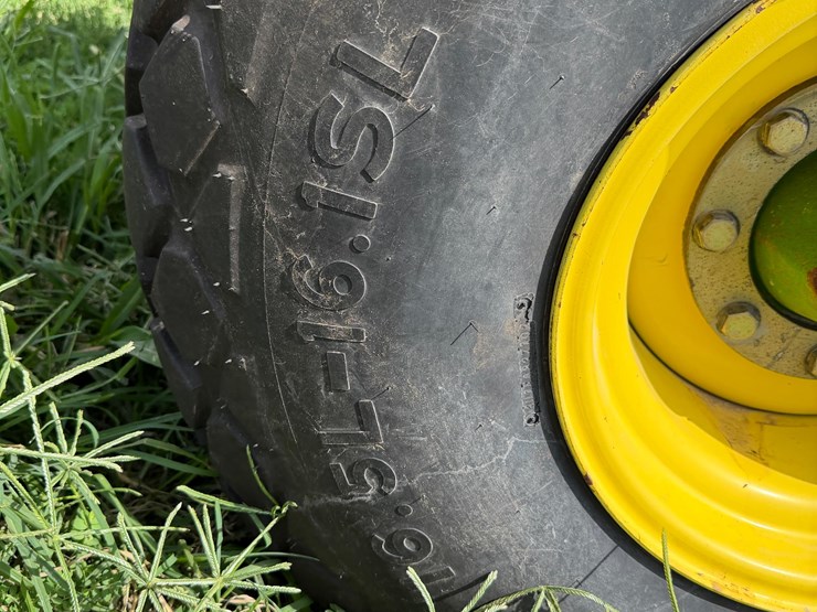 2010-john-deere-1890-image-10