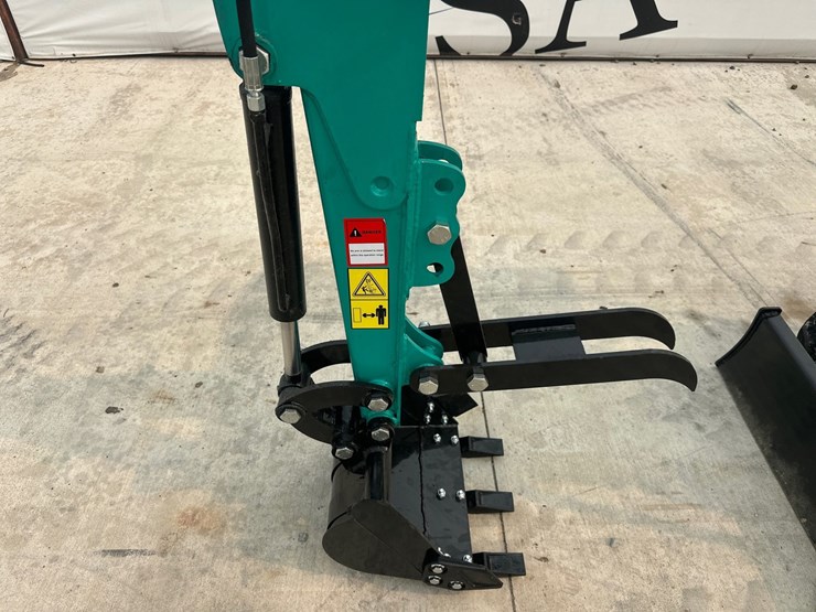 #5183-•-2026-cfg-industrial-kt13r-mini-excavator-image-32