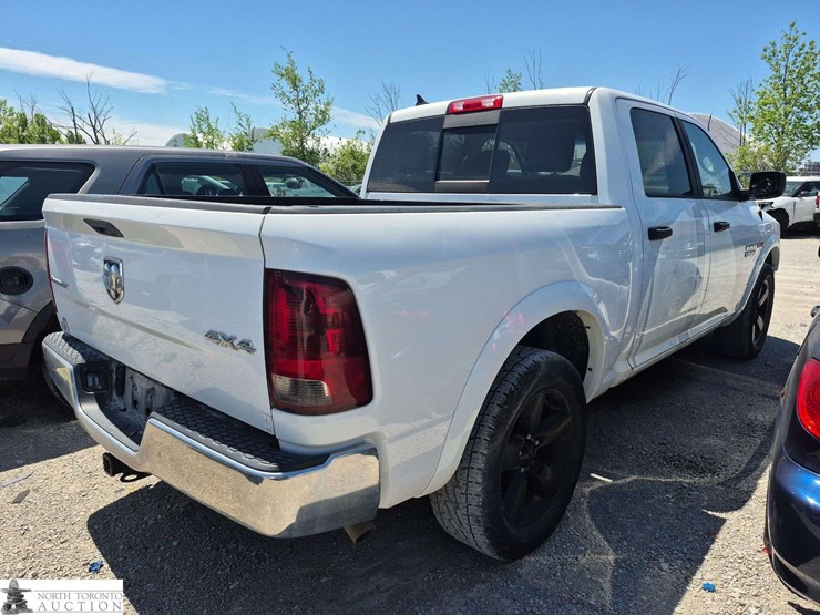 2018-dodge-1500-image-4