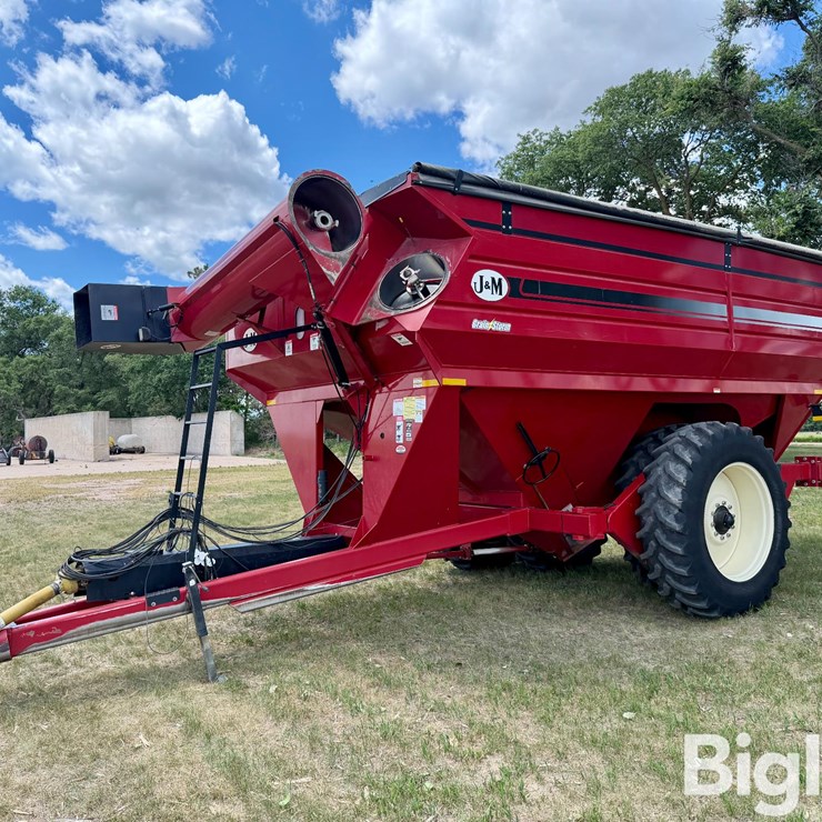 2012 J&M 1326 Grain Storm Grain Cart