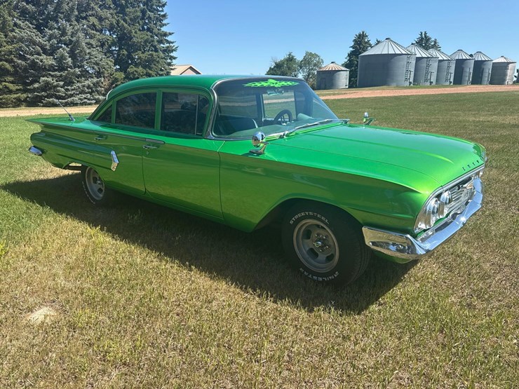 1960-chevrolet-biscayne-sedan-image-9