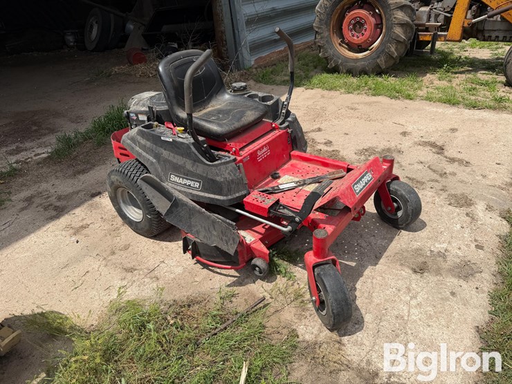 snapper-360z-42"-mower-image-3