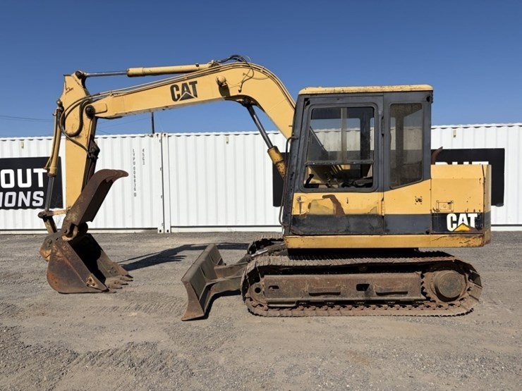 1990-caterpillar-e70b-image-7